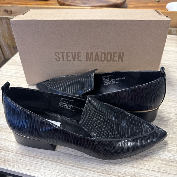 Steve Madden Shoes 9 Flats Loafer Lizard Black Pointed Toe Zelma Women 9 - Picture 2 of 9
